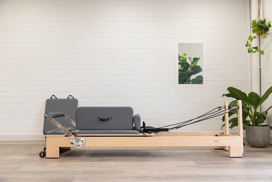 'LOPE Maple Wood Reformer' VS 'LOPE Pro Aluminum Reformer'